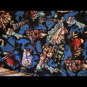 Eiffel Tower, piza, Statue of Liberty lularoe